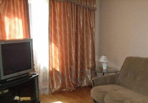 Rent by the day / night on the clock and 2-bedroom. apartmen