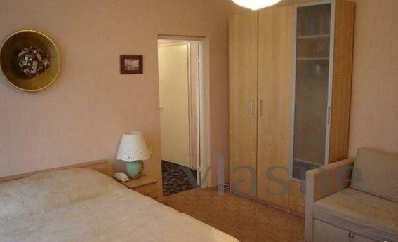 At night, 3 minutes from the metro Prole, Moscow - apartment by the day
