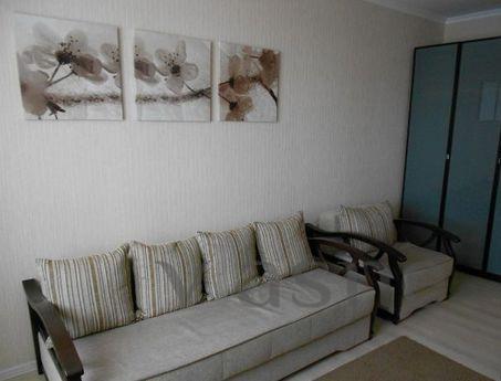 Working 24 hours! I rent / at night and on hours 1-room apar