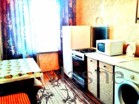 2 bedroom apartment near the metro, Moscow - apartment by the day