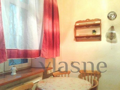 Apartment for rent near the metro, Moscow - apartment by the day