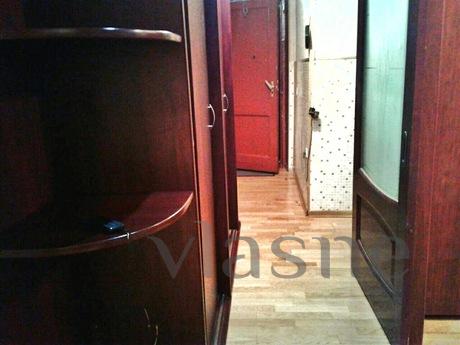Apartment near the metro, Moscow - apartment by the day