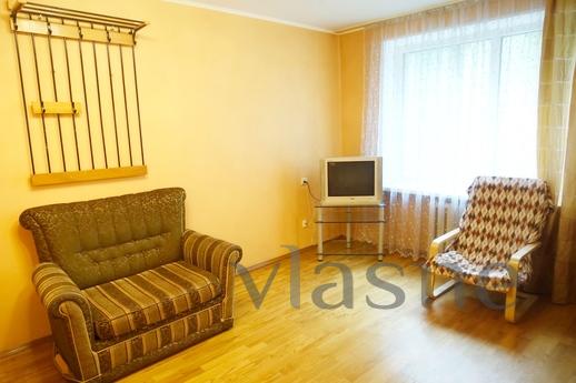 1 bedroom apartment near the metro, Moscow - apartment by the day