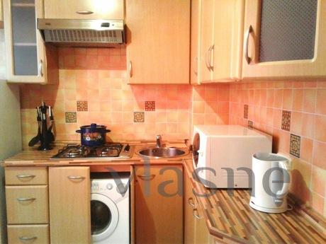 1 bedroom apartment near the metro, Moscow - apartment by the day