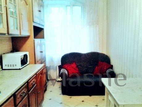 1 bedroom apartment near the metro, Moscow - apartment by the day