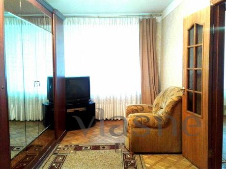 1 bedroom apartment near the metro, Moscow - apartment by the day