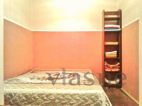 1 bedroom apartment near the metro, Moscow - apartment by the day