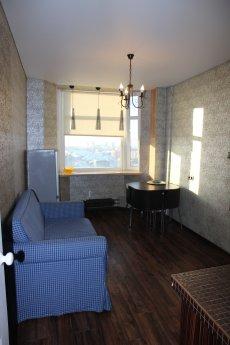 1st quarter. VIP- class m.Pokryshkina, Novosibirsk - apartment by the day