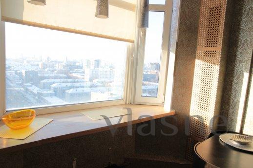 1st quarter. VIP- class m.Pokryshkina, Novosibirsk - apartment by the day