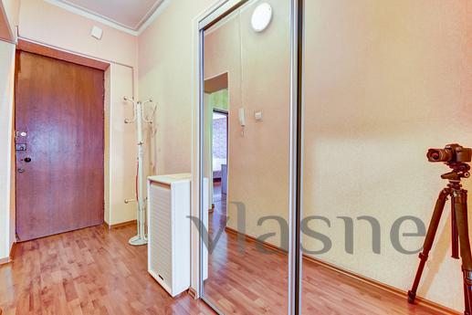 Daily 03 Наб. rivers Moika d 27-27, Saint Petersburg - apartment by the day