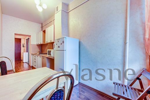 Daily 03 Наб. rivers Moika d 27-27, Saint Petersburg - apartment by the day