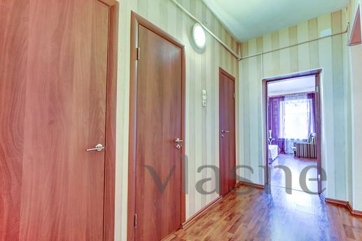 Daily 03 Наб. rivers Moika d 27-27, Saint Petersburg - apartment by the day