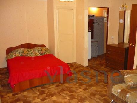 The apartment is cozy, clean. Rent both the clock and the da