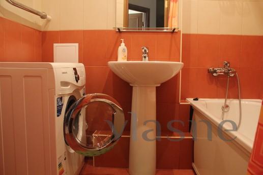Great apartment near the subway!, Saint Petersburg - apartment by the day