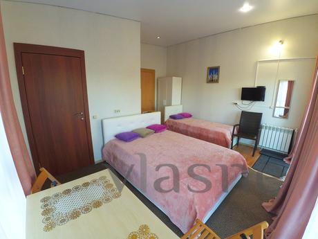 3-bed suite with a balcony, Kazan - apartment by the day