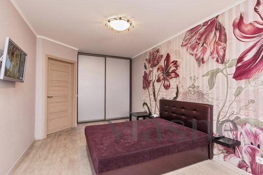 Comfortable and spacious apartment in th, Yekaterinburg - apartment by the day