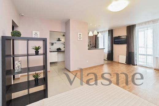 Luxury studio apartment in the railway, Yekaterinburg - apartment by the day