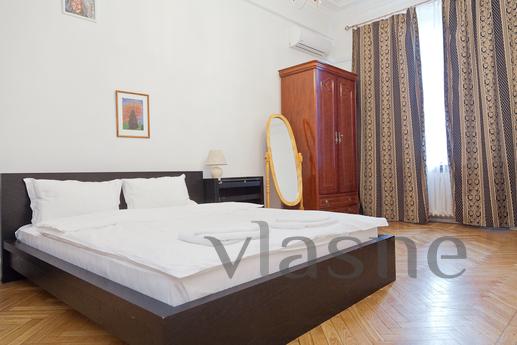 KP, cozy apartment in a high-rise,, Moscow - apartment by the day