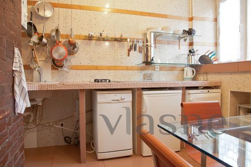 Basma, COZY treshka on Komsomolskaya., Moscow - apartment by the day