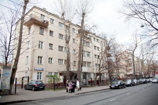 Basma, COZY treshka on Komsomolskaya., Moscow - apartment by the day
