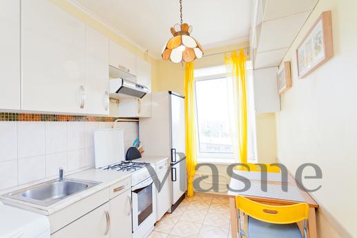 NYA3, Bright apartment Taganka, Moscow - apartment by the day