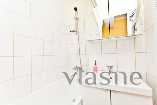 NYA3, Bright apartment Taganka, Moscow - apartment by the day