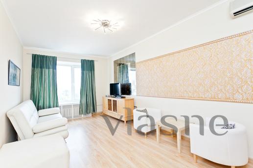 NYA3, Bright apartment Taganka, Moscow - apartment by the day