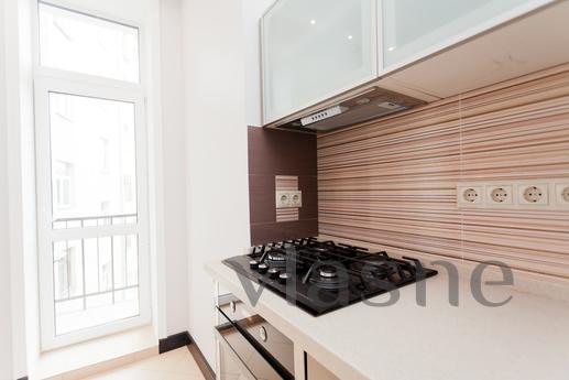 Pollutants. Huge apartment, metro Tagank, Moscow - apartment by the day