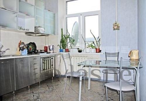 Large, cozy 3-bedroom apartment, Moscow - apartment by the day