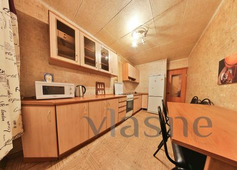 Apartment for Rent 'Revolution', Moscow - apartment by the day