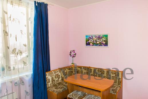 Two-bedroom apartment, Yekaterinburg - apartment by the day