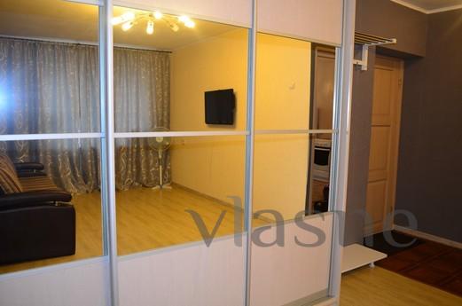 Cozy apartment in the area Zaeltsovsky, Novosibirsk - apartment by the day