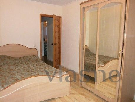 Apartment in the southwestern area, Yekaterinburg - apartment by the day