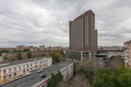Bright apartment 1 minute from m.VDNH, Moscow - apartment by the day