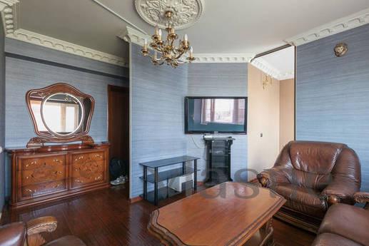 Elegant three-room apartment, Moscow - apartment by the day