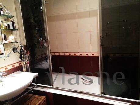 2 bedroom apartment with euro-repair, Moscow - apartment by the day