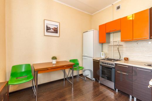 Daily rent Shabolovskaya, 65 to 2, Moscow - apartment by the day