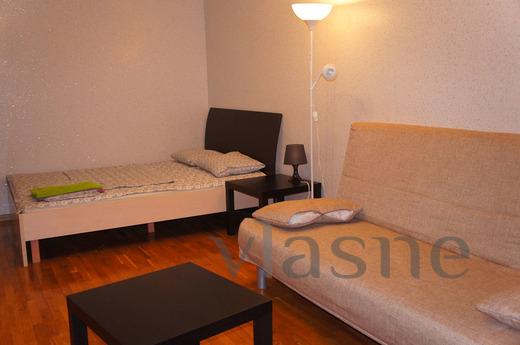 A perfect, cozy apartment 2 minutes walk to the metro ENEA, 