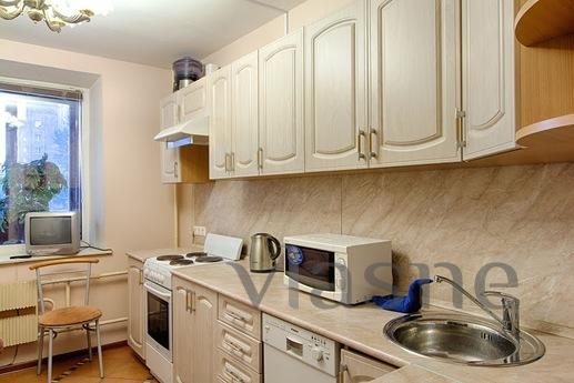 Apartment for Rent in m Mendeleevskaya!, Moscow - apartment by the day