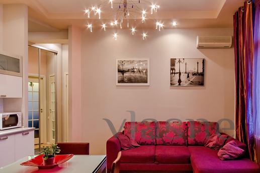Luxury two bedroom apartments, Moscow - apartment by the day