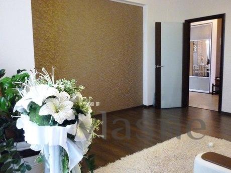 The house is located within walking distance to the Expocent