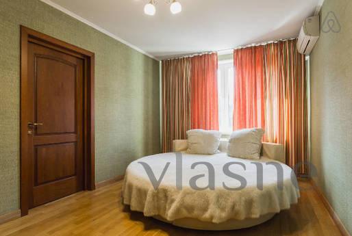 Rent 2-bedroom apartment on the Kurskaya metro station / Chk