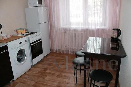One bedroom apartment in the city center, Smolensk - apartment by the day