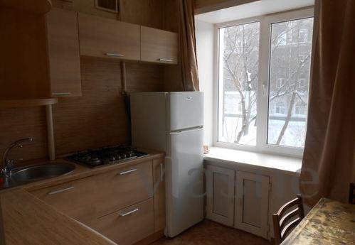 2-room apartment on Komsomolskaya Square, Perm - apartment by the day