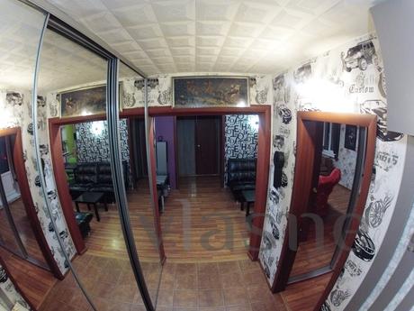 Beautiful 3-bedroom apartment, Perm - apartment by the day