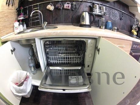 Beautiful 3-bedroom apartment, Perm - apartment by the day