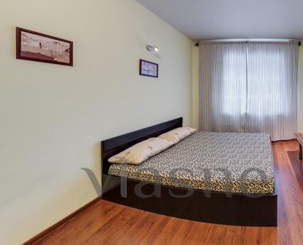 Area Marx minute stroll, Novosibirsk - apartment by the day