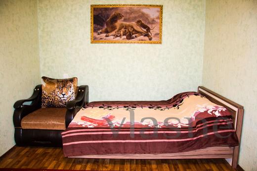 Quay 1-2 sq km center, hostess Quay 1-2 sq km center, hostess, Saratov - apartment by the day