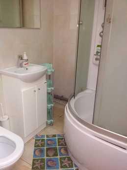 Spacious studio with all the amenities!, Екатеринбург - апартамент за нощувки