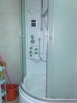 Spacious studio with all the amenities!, Екатеринбург - апартамент за нощувки